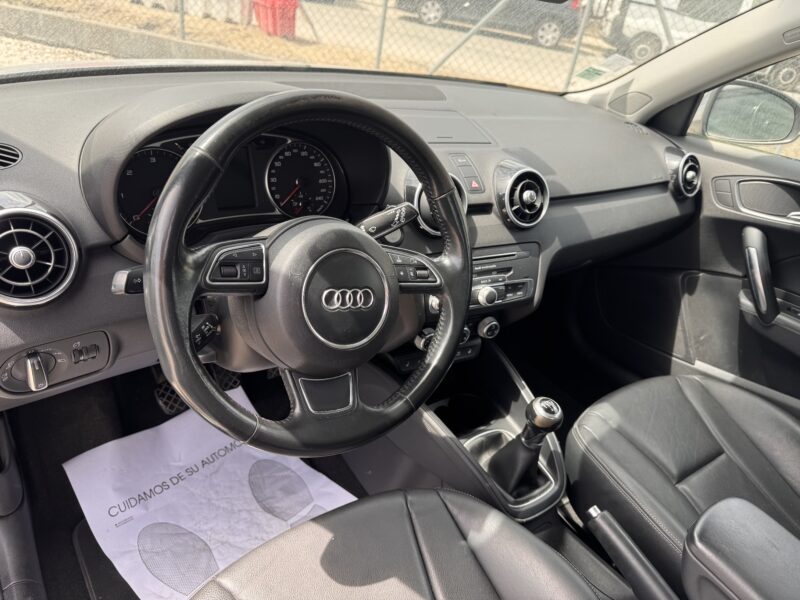 Audi Q3 2.0 TDI 180CV. QUATTRO - AUTOMATICO - SOLO 60000KM.