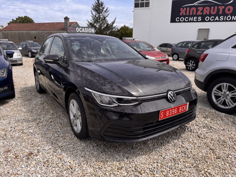Volkswagen Golf 8 - 2.0 TDI