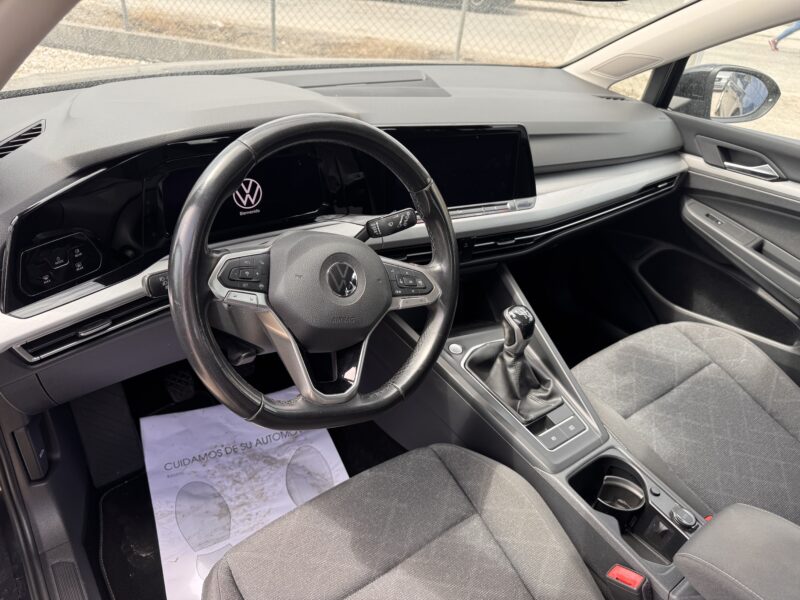 Volkswagen Golf 8 - 2.0 TDI